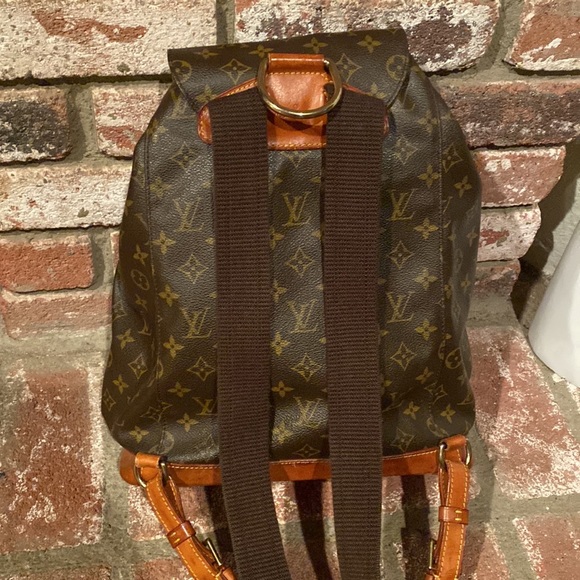 Louis Vuitton Monogram Montsouris GM Backpack - Picture 3 of 9